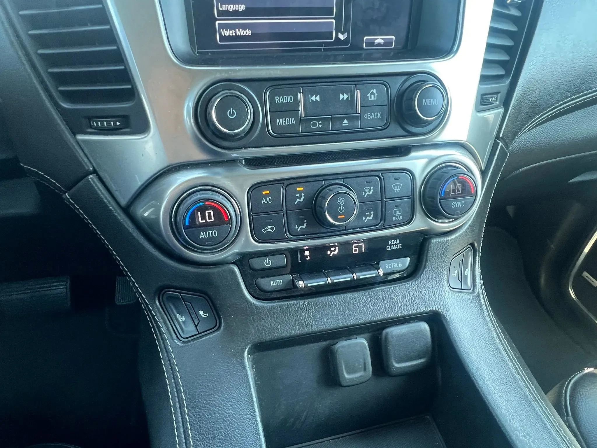 Used 2019 Chevrolet Suburban LT AWD/4WD image 24