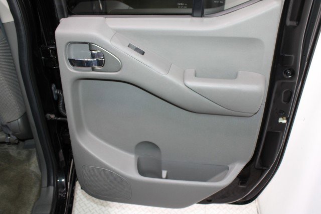 Used 2016 Nissan Frontier SV image 58