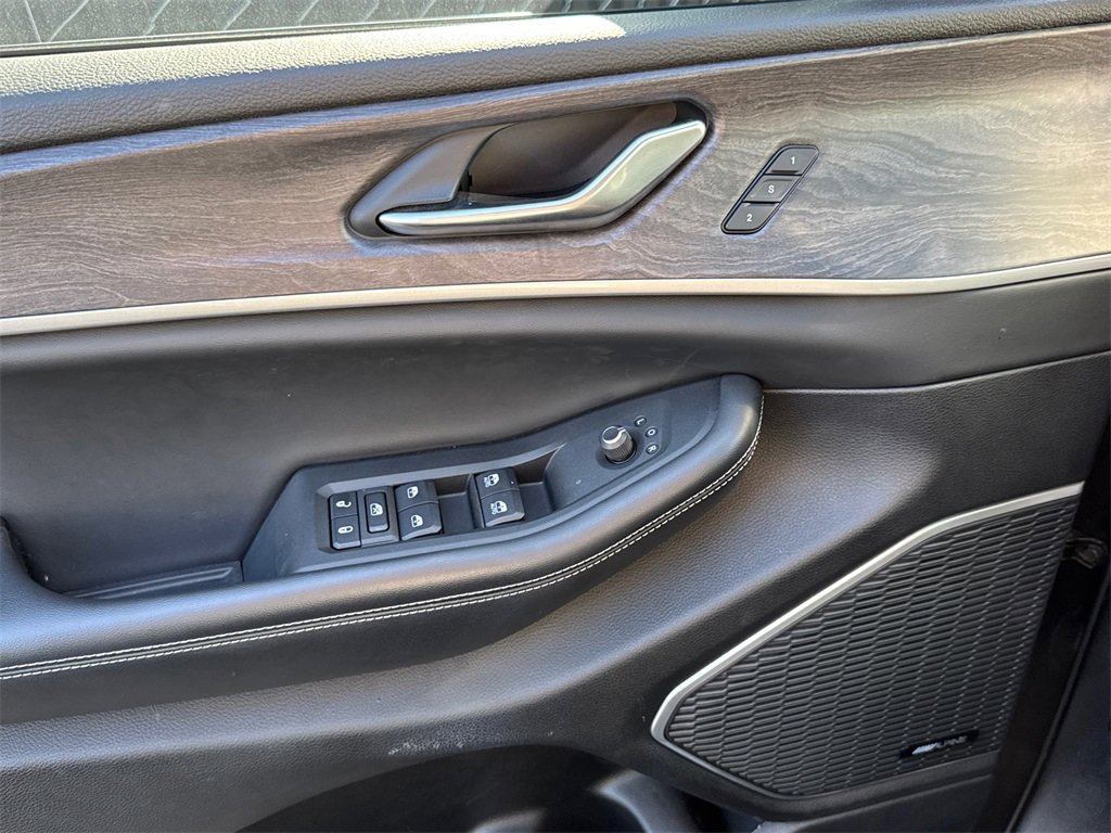 Used 2022 Jeep Grand Cherokee Limited 4xe w/ Luxury Tech Group II image 22