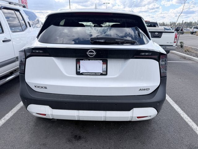 Certified 2025 Nissan Kicks SV w/ SV Premium Package AWD/4WD image 5