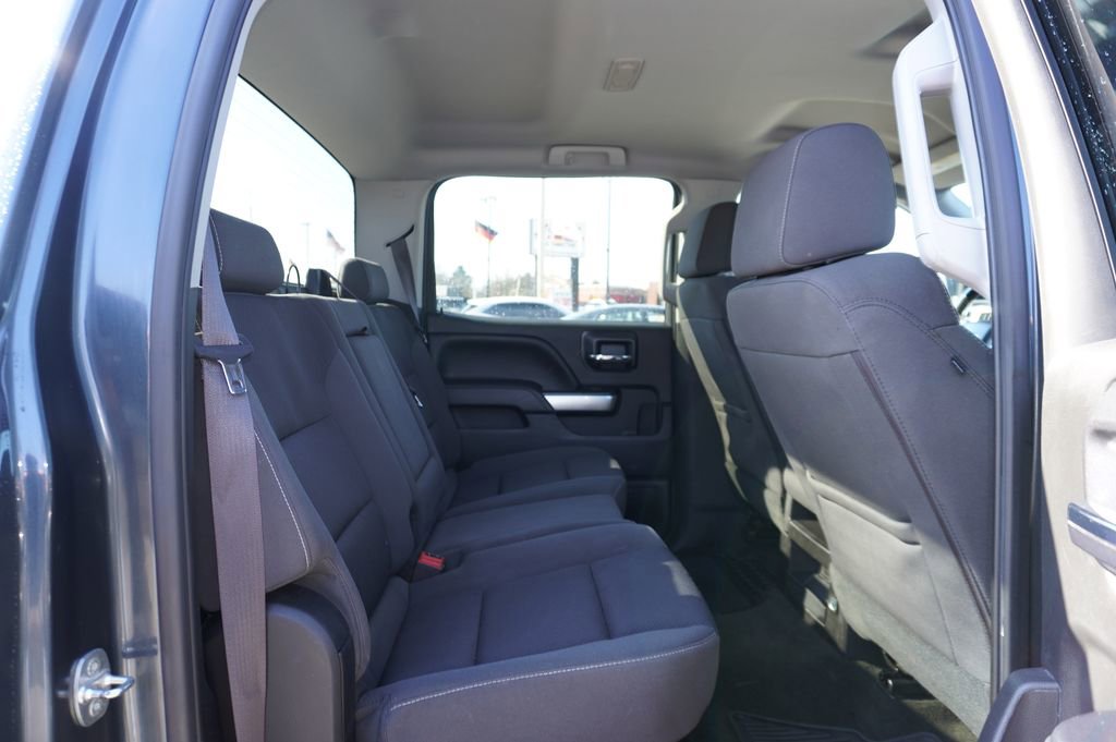 Used 2017 Chevrolet Silverado 1500 LT image 24