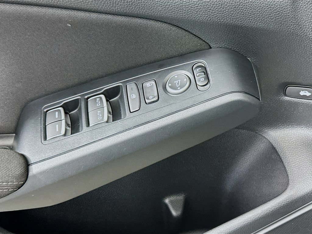 Certified 2025 Honda Civic Sport image 18