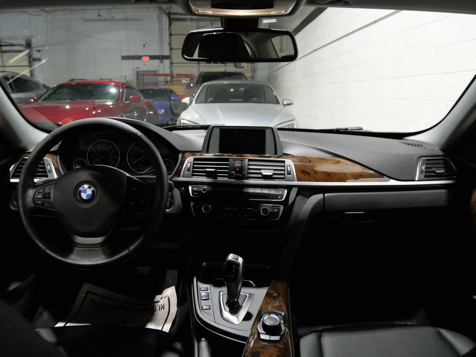 Used 2016 BMW 320i xDrive Sedan AWD/4WD image 9