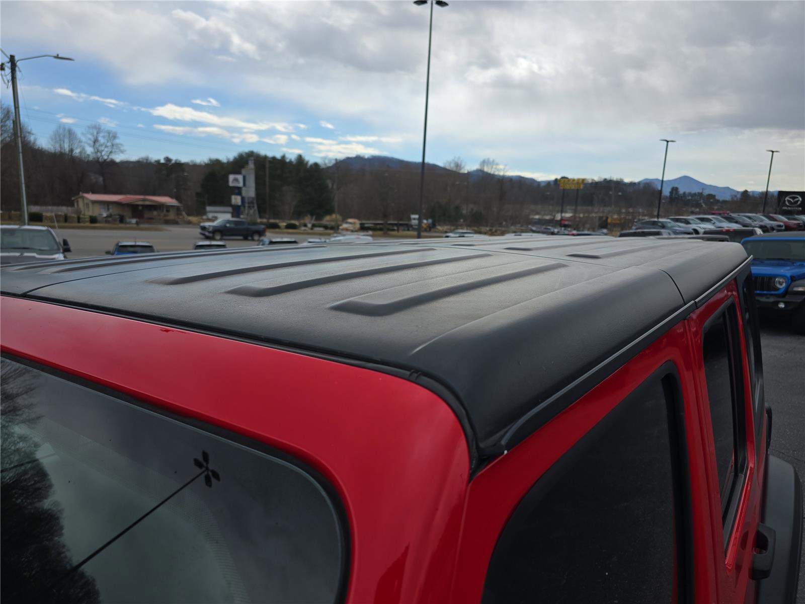 Used 2022 Jeep Wrangler Unlimited Sport image 12