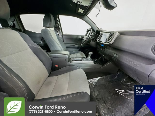 Used 2021 Toyota Tacoma TRD Sport w/ Technology Package image 29