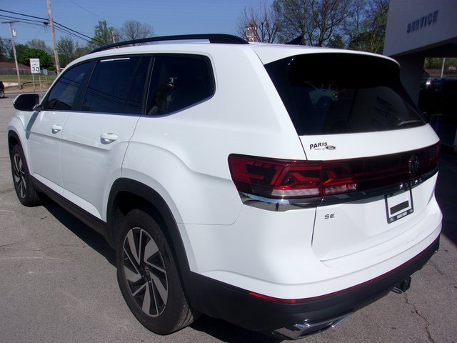 Used 2024 Volkswagen Atlas SE image 3