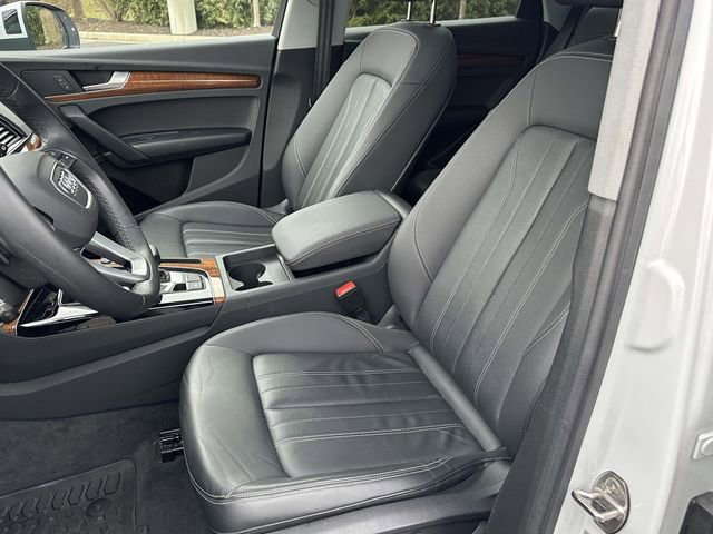 Used 2023 Audi Q5 2.0T Premium w/ Convenience Package image 21