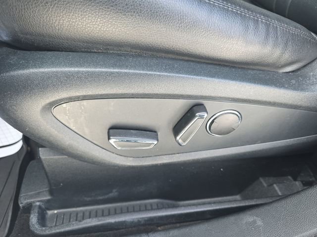 Used 2019 Lincoln Nautilus Premier AWD/4WD image 12