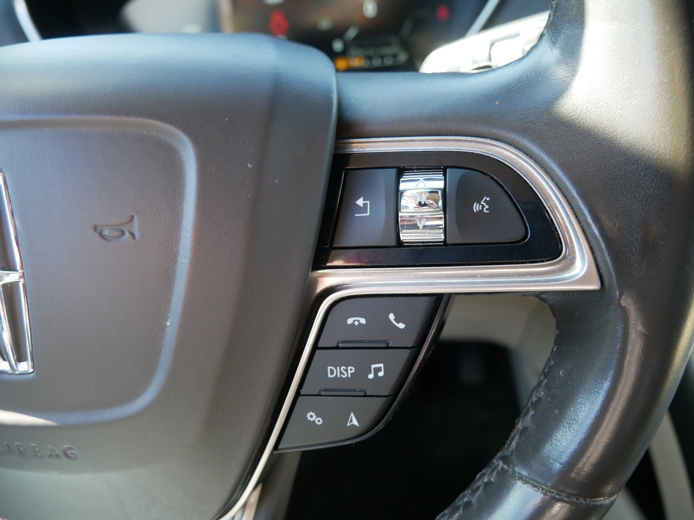 Used 2020 Lincoln Nautilus Reserve w/ Equipment Group 201A image 29