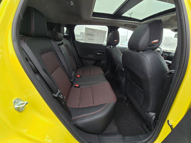 New 2025 Nissan Kicks SR w/ SR Premium Package image 15