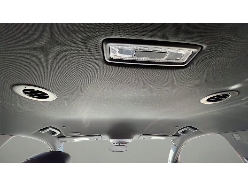 Certified 2025 Buick Enclave Sport Touring AWD/4WD image 29