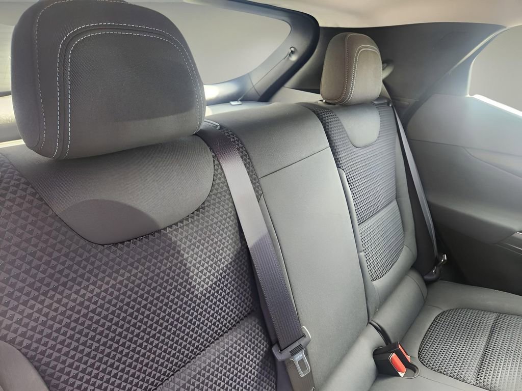 Used 2023 Chevrolet Bolt EUV LT FWD image 23