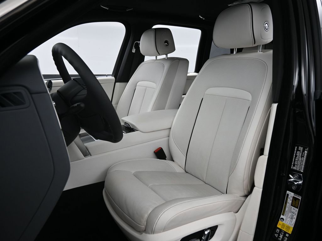 Certified 2022 Rolls-Royce Cullinan image 5