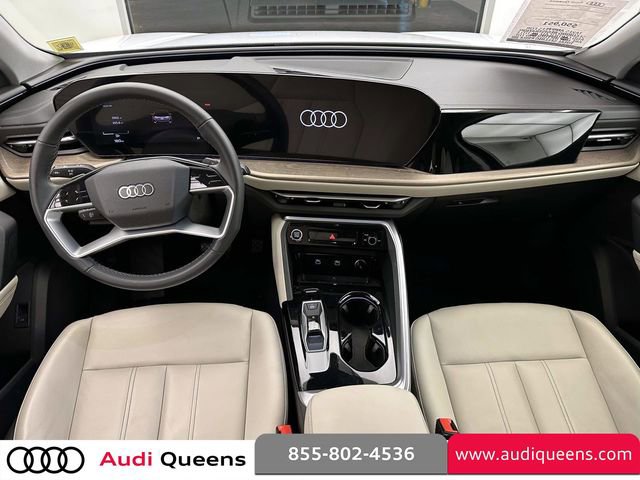 Used 2025 Audi Q5 Premium w/ Convenience Package AWD/4WD image 14