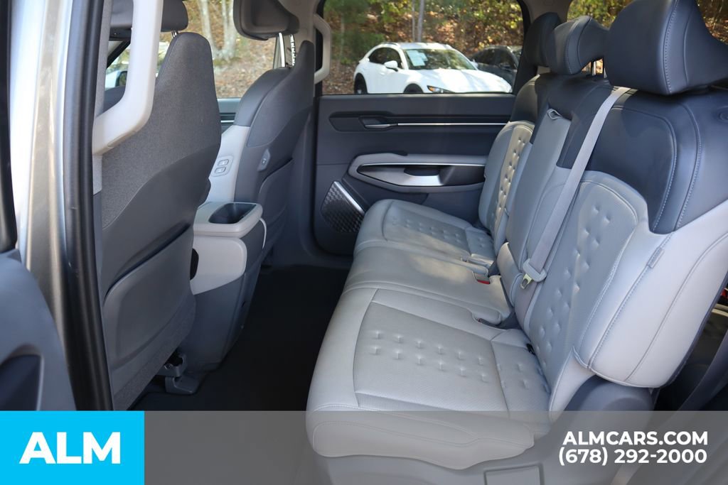 Used 2024 Kia EV9 Wind image 18