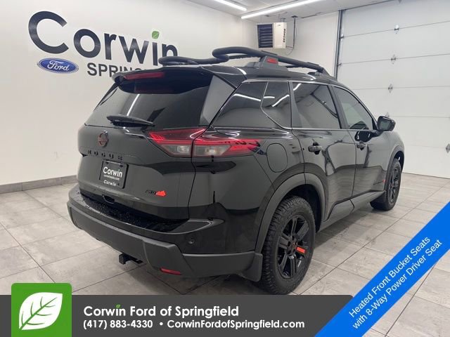 Used 2025 Nissan Rogue SV image 5