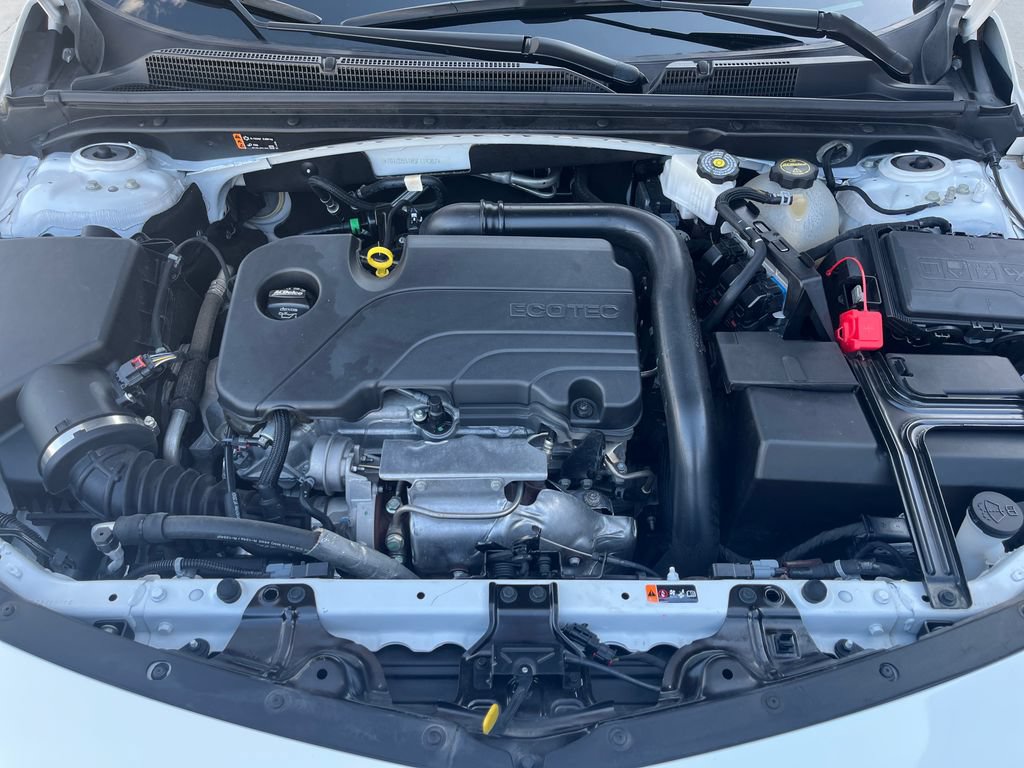 Used 2025 Chevrolet Malibu LT FWD image 26