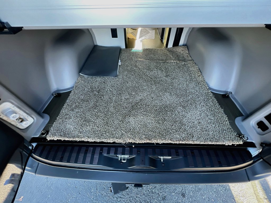 Used 2018 Mercedes-Benz Sprinter 2500 image 52