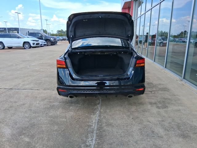 Used 2025 Nissan Altima 2.5 SR FWD image 6
