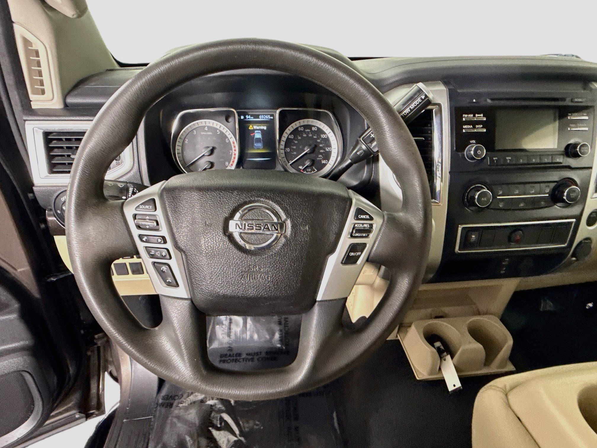 Used 2017 Nissan Titan SV RWD image 13
