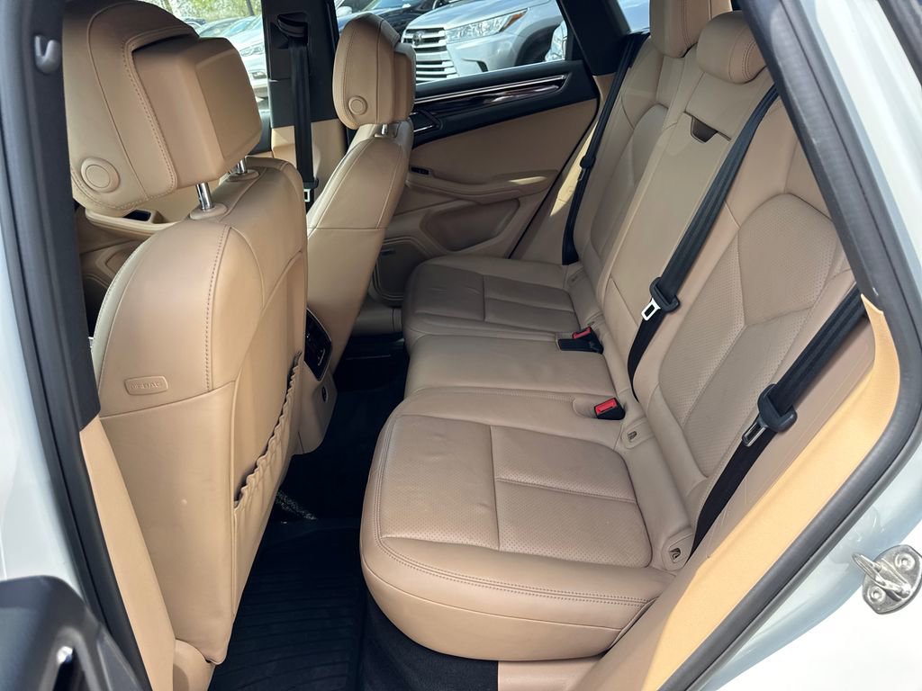 Used 2020 Porsche Macan S image 20