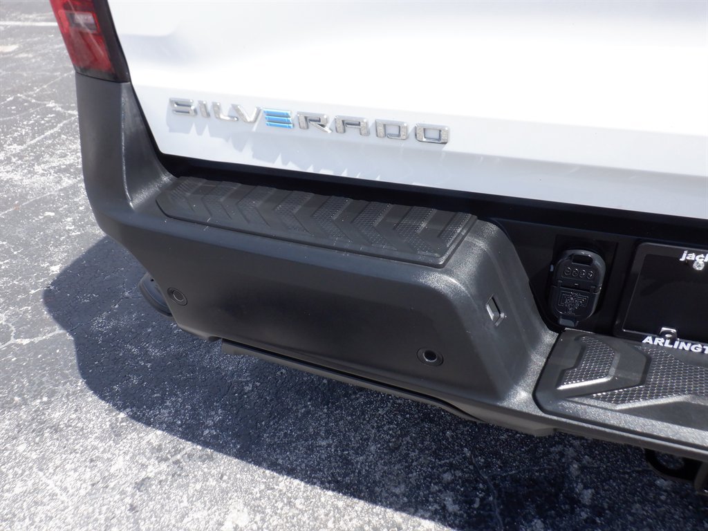 Used 2024 Chevrolet Silverado EV W/T AWD/4WD image 7