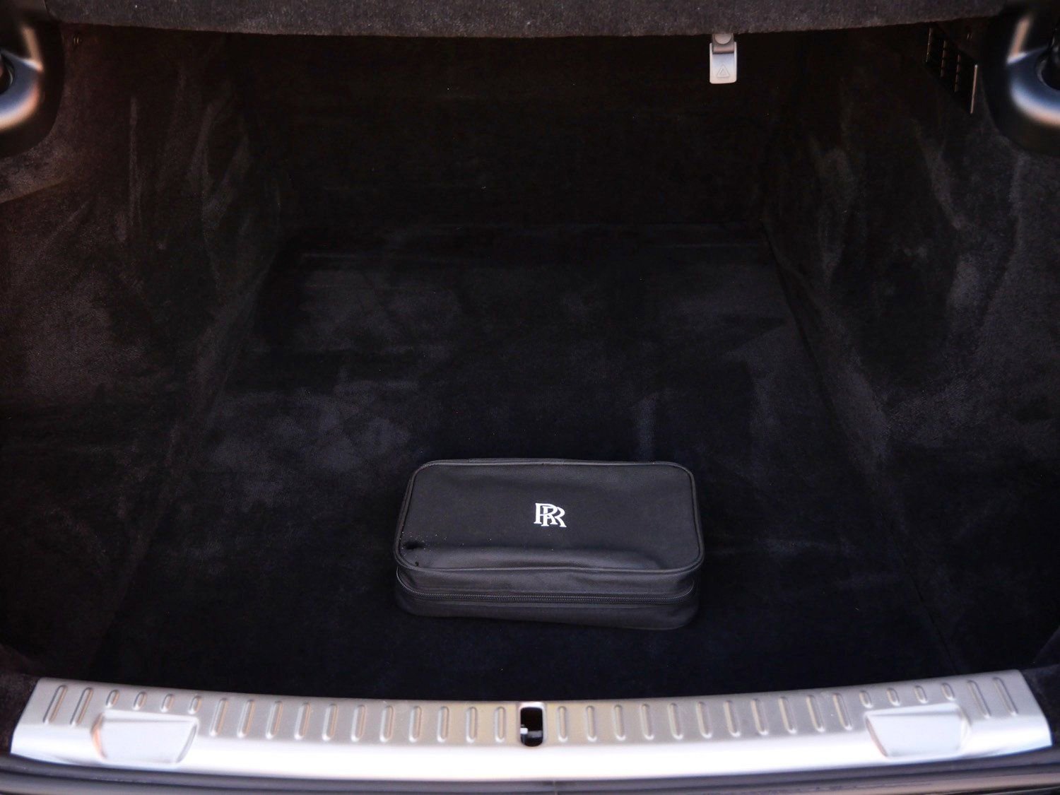 Certified 2023 Rolls-Royce Ghost Black Badge w/ Black Badge Ghost Package image 37