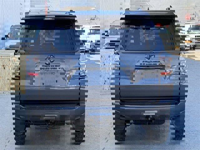 Used 2023 Toyota 4Runner SR5 Premium w/ Moonroof Package image 5