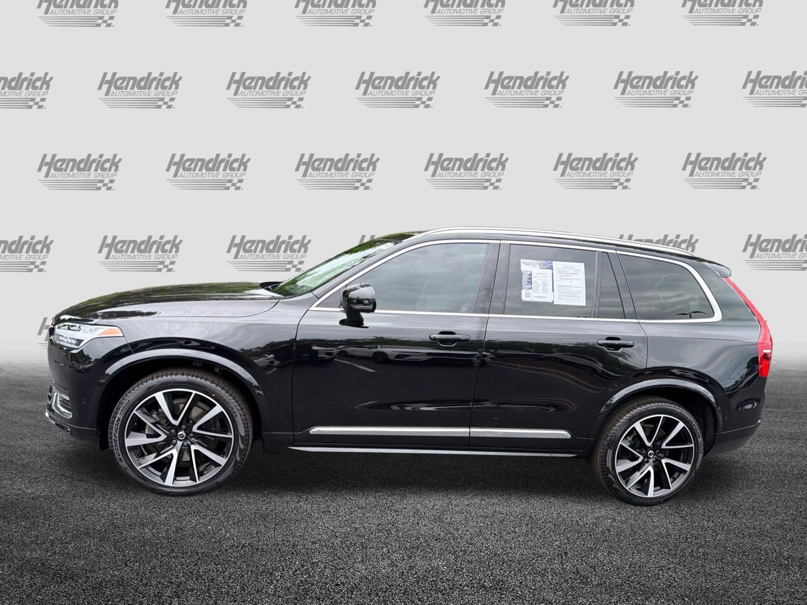 Certified 2023 Volvo XC90 B5 Plus AWD/4WD image 7