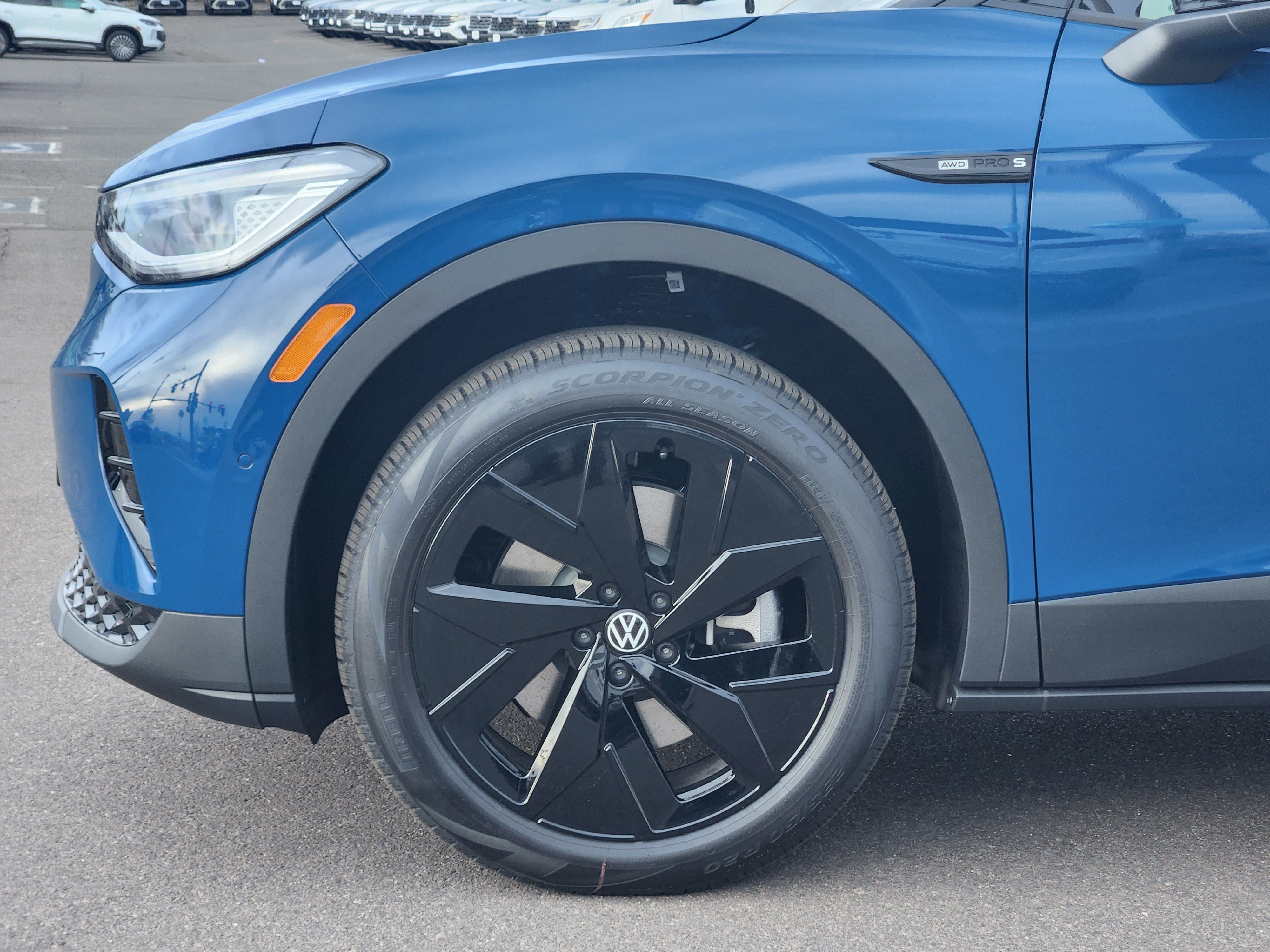 New 2026 Volkswagen ID.4 Pro S Plus image 2