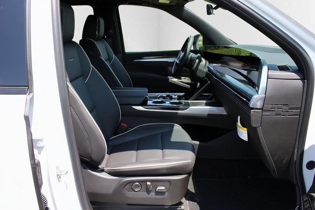 New 2025 Cadillac Escalade ESV Sport w/ Touring Package image 15