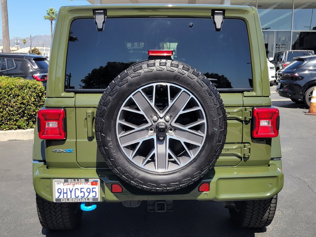 Used 2024 Jeep Wrangler High Altitude AWD/4WD image 31