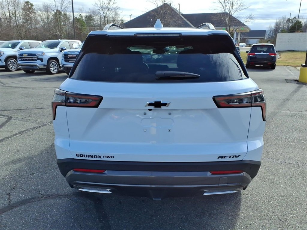 New 2026 Chevrolet Equinox ACTIV image 4
