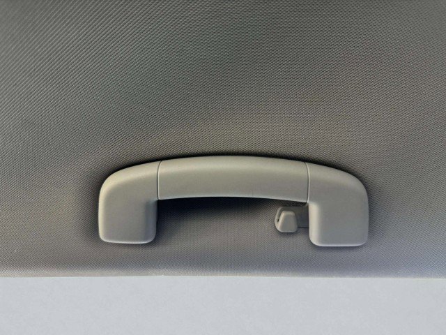 Used 2017 Volkswagen Golf SE image 38