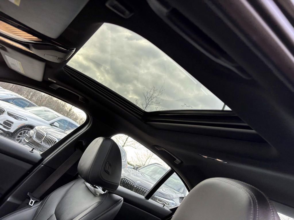 Certified 2025 BMW 330i xDrive Sedan image 26