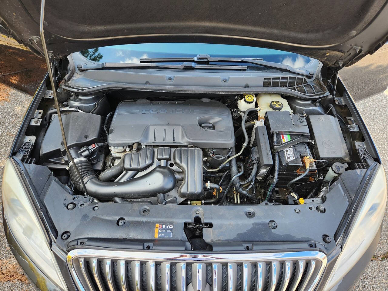 Used 2017 Buick Verano Sport Touring FWD image 33