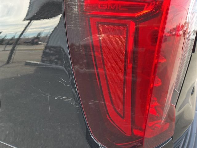 Used 2022 GMC Yukon XL SLT AWD/4WD image 15