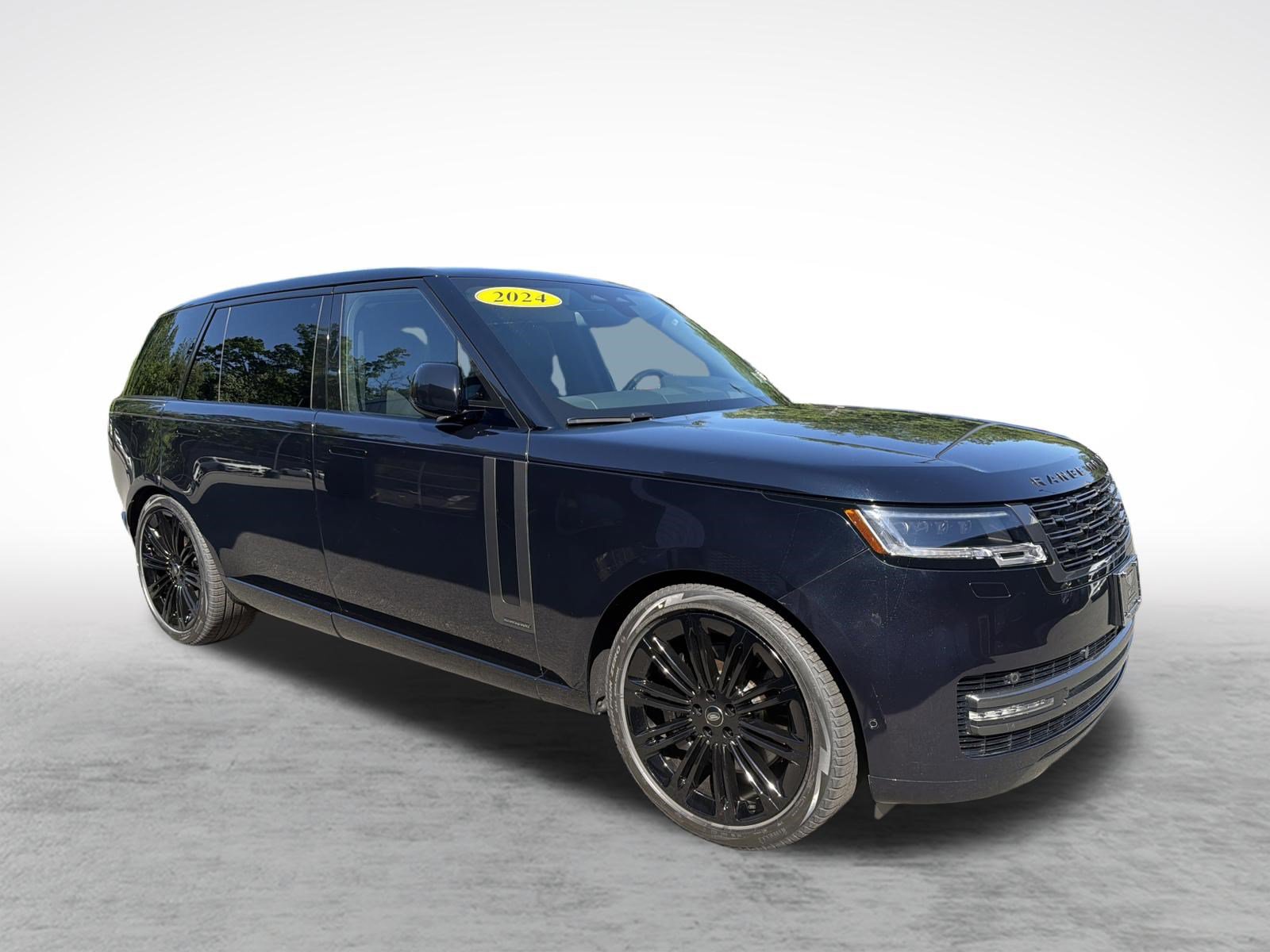 Used 2024 Land Rover Range Rover Long Wheelbase Autobiography AWD/4WD image 8