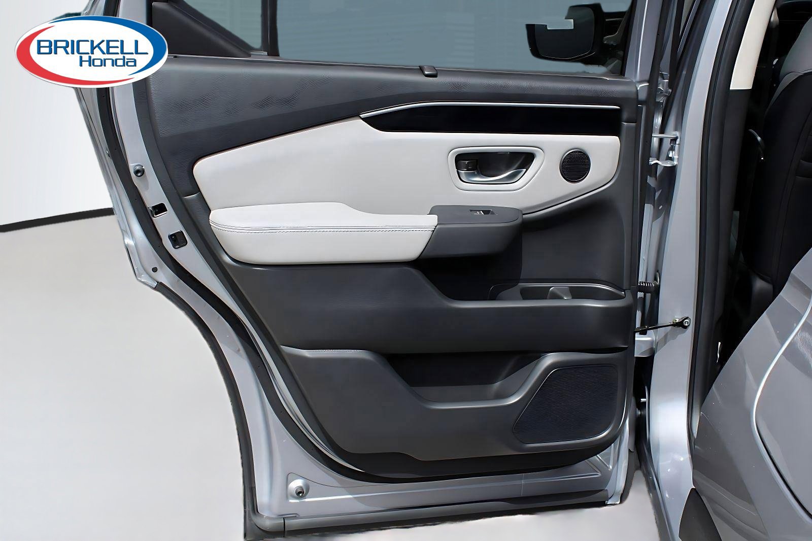 New 2025 Honda Pilot EX-L image 12