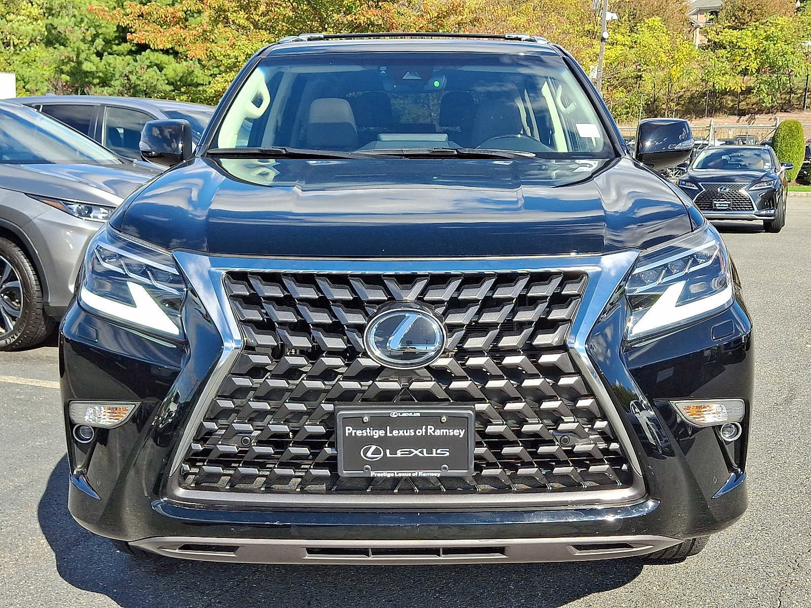 Used 2023 Lexus GX 460 Premium image 2