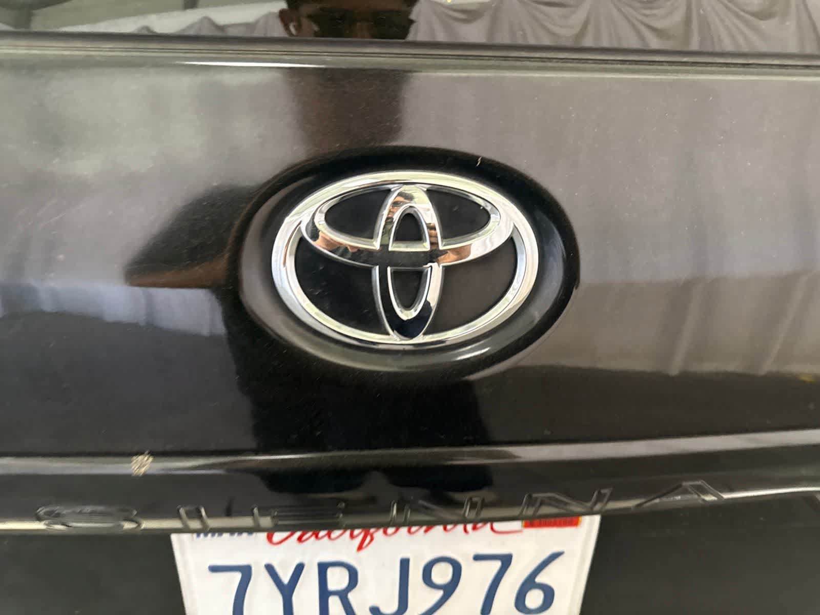 Used 2015 Toyota Sienna SE FWD image 13