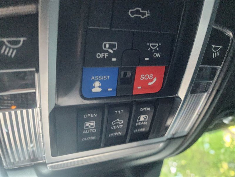 Used 2022 RAM 2500 Limited w/ Safety Group image 52