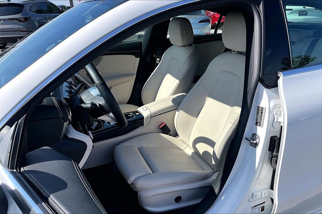Used 2025 Mercedes-Benz CLA 250 4MATIC w/ Winter Package image 34