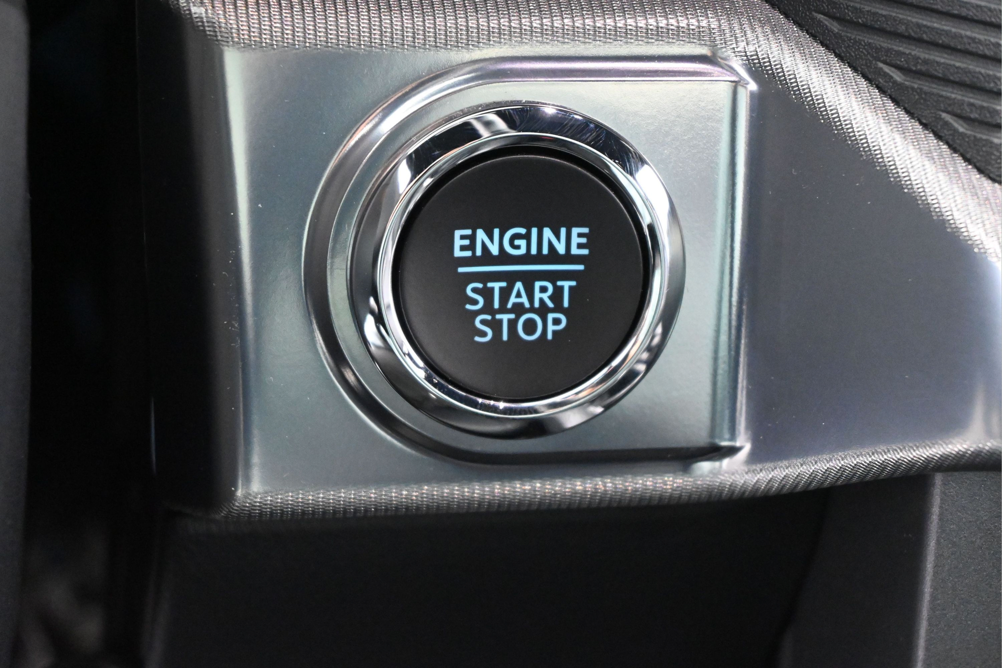 Used 2025 Ford F150 Lariat w/ Equipment Group 502A High AWD/4WD image 20