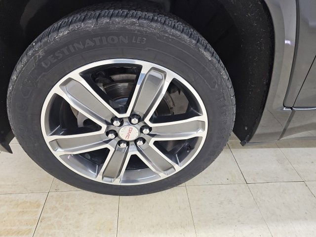 Used 2018 GMC Acadia Denali image 26