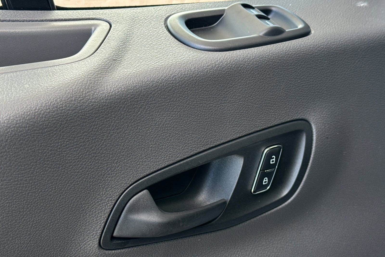 New 2025 Ford Transit 250 148 Medium Roof w/ Exterior Upgrade Package image 12