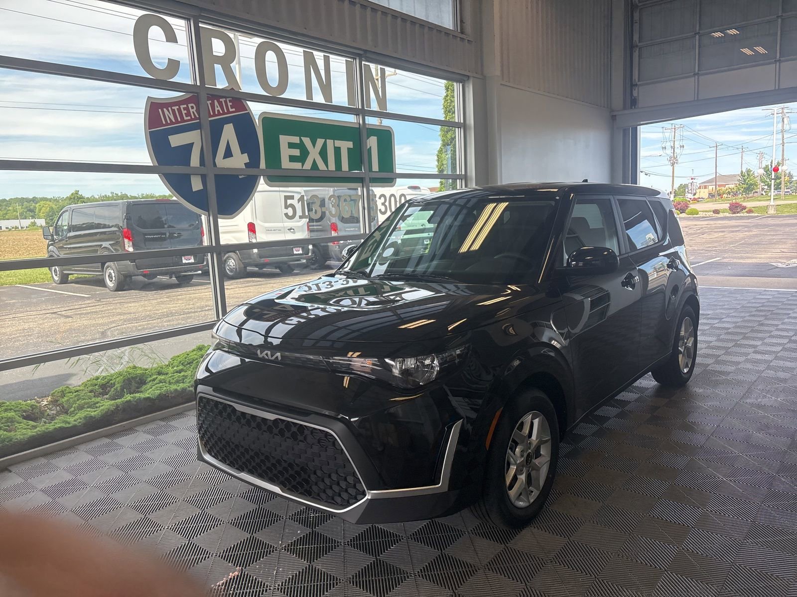 New 2025 Kia Soul S image 3