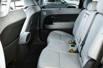 New 2026 Hyundai Palisade FWD Hybrid image 7