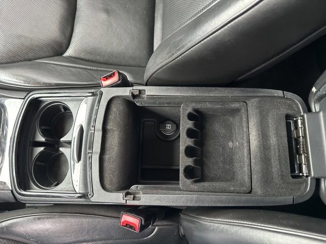 Used 2017 Chrysler 300 C w/ Safetytec Plus Group AWD/4WD image 20
