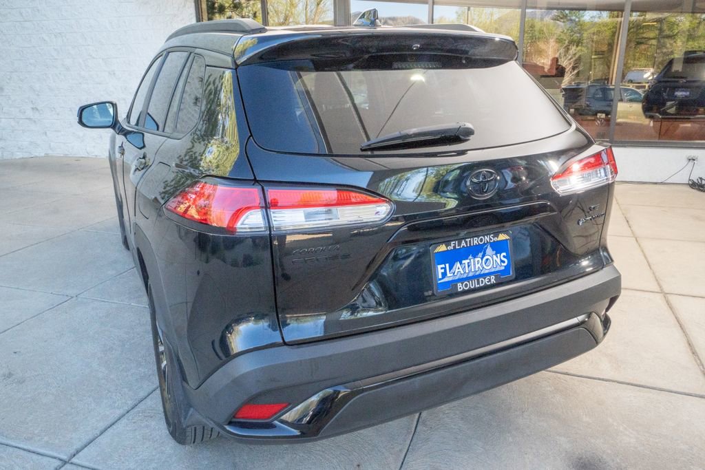 Used 2025 Toyota Corolla Cross AWD Hybrid image 5